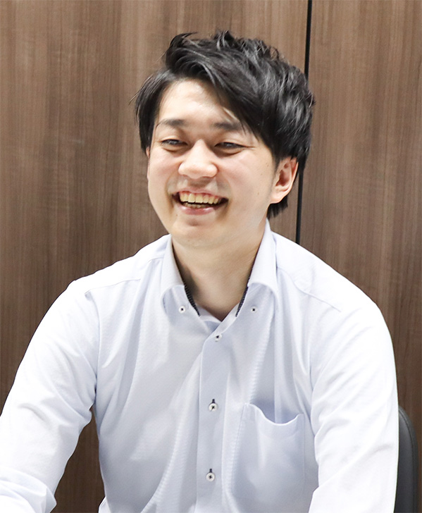 西日本システム統括部 H社員