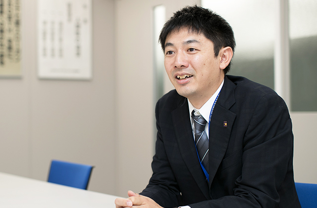 西日本システム統括部 三宅 博文