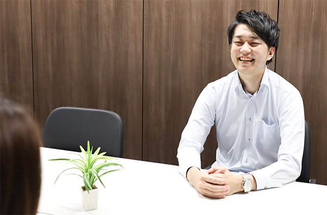 西日本システム統括部 H社員